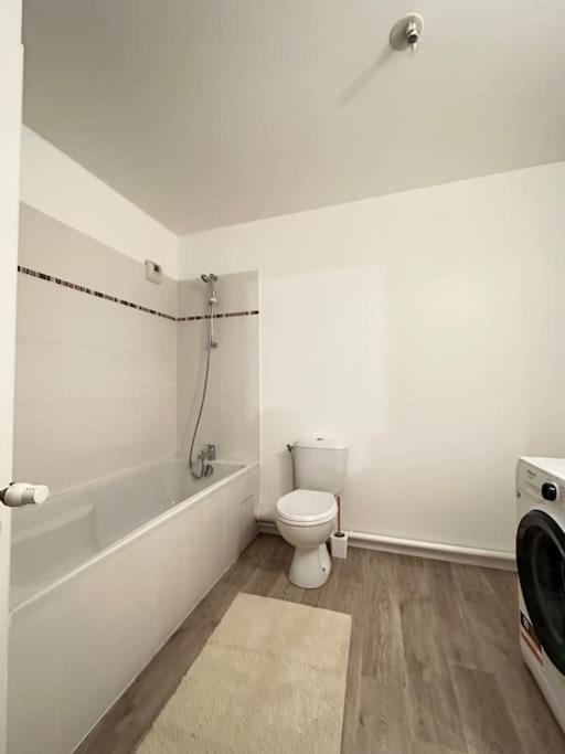דירות Carrières-sous-Poissy Cosy House A 6 Min Du Rer A Et Psa מראה חיצוני תמונה